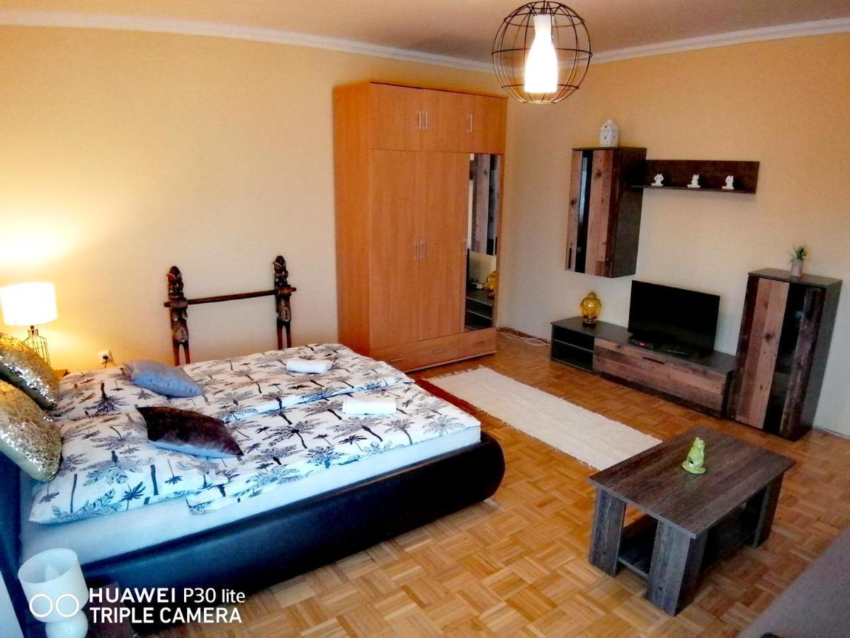 Zöld Béka Hőforrás Apartman Hajduszoboszlo Exterior foto